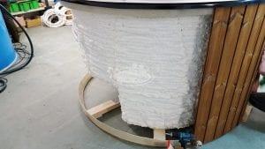 Isolierung der Fass-Einlage mit PUR-Schaum