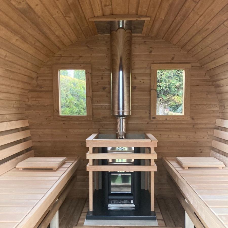 Standardmäßiger Kaminabgang durch das Dach